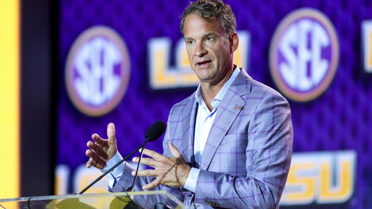 LSU and Clemson Set for Week 1 College Football Clash