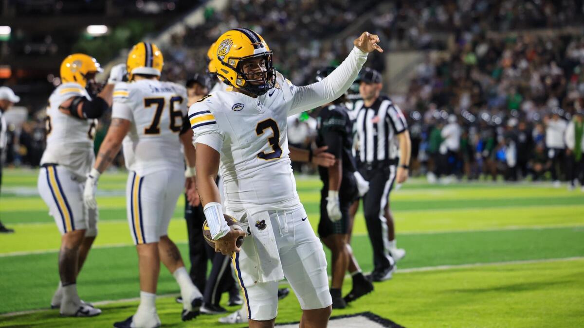 Week 1 College Football Predictions: LSU and California Expected to Perform Well