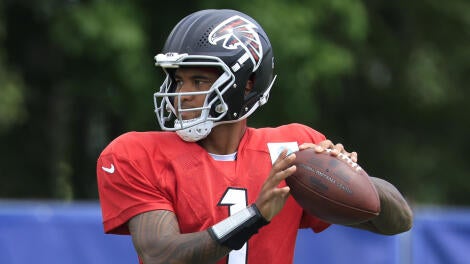 tua-tagovailoa-falcons.jpg
