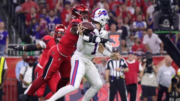 Texans' Will Andersen Jr. sacks Bills Josh Allen