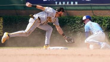 2025-08-15t213219z-1560485794-mt1usatoday26856954-rtrmadp-3-mlb-pittsburgh-pirates-at-chicago-cubs-jpg.jpg