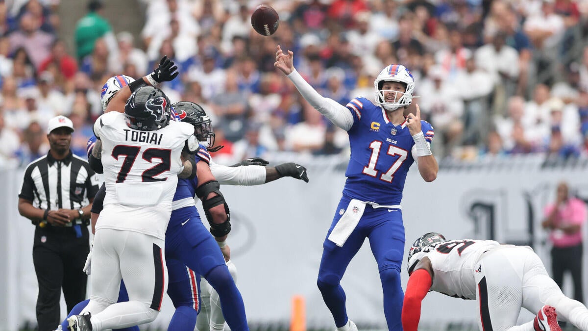 Josh Allen Leads Bills to Victory with Big Plays Against Texans