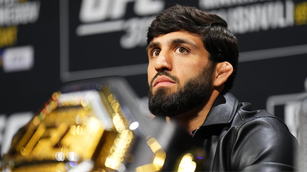 https://sportshub.cbsistatic.com/i/r/2026/09/17/497e7af2-bc60-4123-9be3-bcc080d1fbff/thumbnail/1200x675/19e890afe97b7da3e65533b27acb6bd6/arman-tsarukyan-ufc-331-cbs-sports-mma-sept-17-2026.jpg