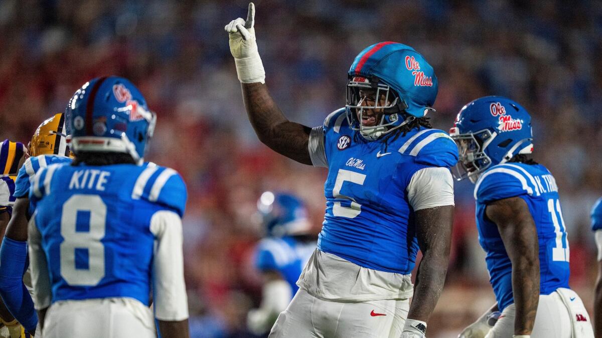 AP Top 25 poll: Ole Miss climbs to No. 4 in Week 4 college football rankings after taking down LSU