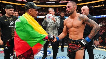 joshua-van-alexandre-pantoja-handshake.jpg