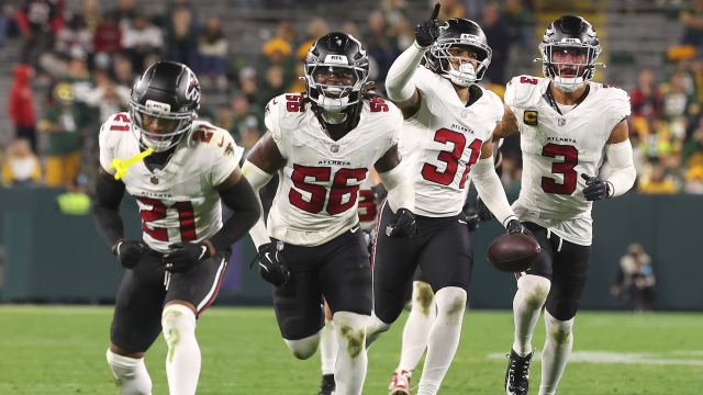 Falcons Dominate at Lambeau 35-14