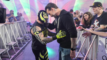 cm-punk-rey-mysterio-wwe-worlds-collide-start-ime-cbs-sports-sept-25-2026.jpg