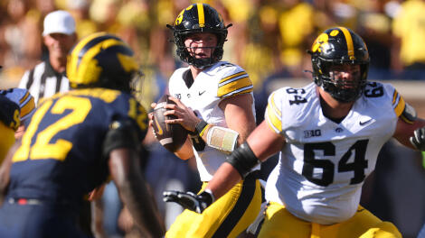 Iowa v Michigan