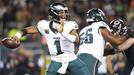 Philadelphia Eagles v Chicago Bears