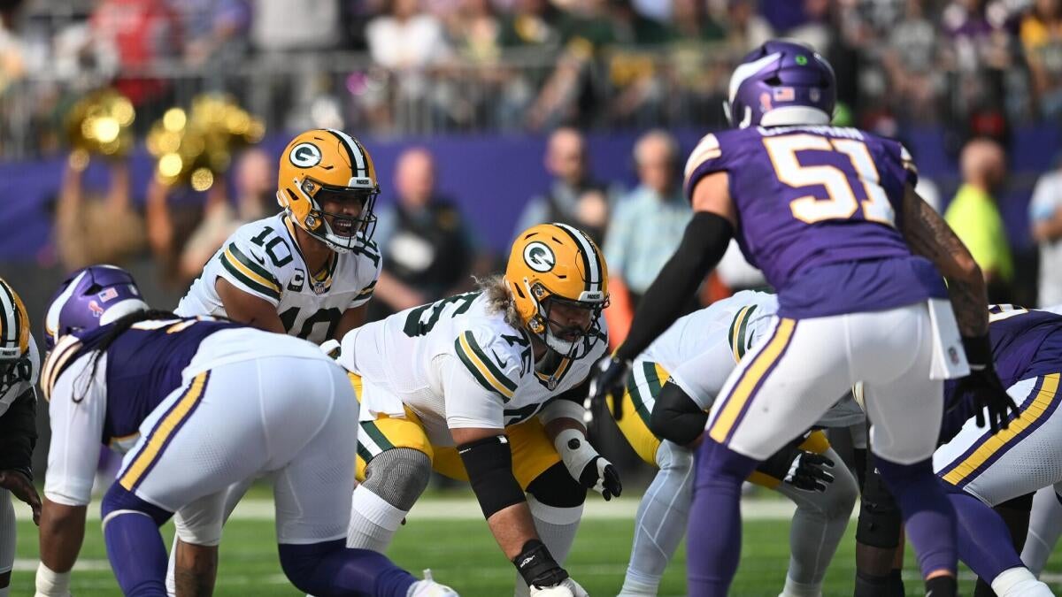 https://sportshub.cbsistatic.com/i/r/2026/09/29/7a129970-f8b4-443f-b821-532c9b24d403/thumbnail/1200x675/74cbad10054e9d206a2c24c2f1becf13/undercenter.jpg