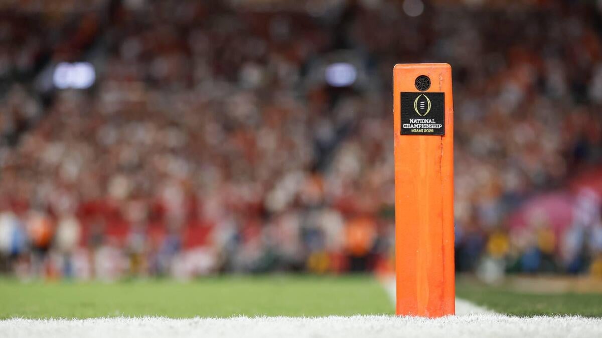 https://sportshub.cbsistatic.com/i/r/2026/10/01/3106dc6d-3c6d-4c51-b0d0-9c13bc562bf3/thumbnail/1200x675/703ce1bc21c77ce5d55e4152ec1e62ca/cfp-logo-1.jpg