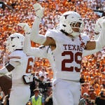 texas-players-usatsi.jpg