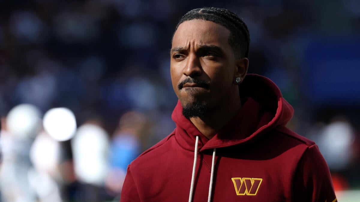 https://sportshub.cbsistatic.com/i/r/2026/10/04/555c9c74-a55a-4ec6-9555-f1ce3fcfd769/thumbnail/1200x675/221504dc17dff677360c59334f64aee5/jayden-daniels-commanders-16.jpg