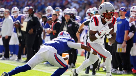 New England Patriots v Buffalo Bills