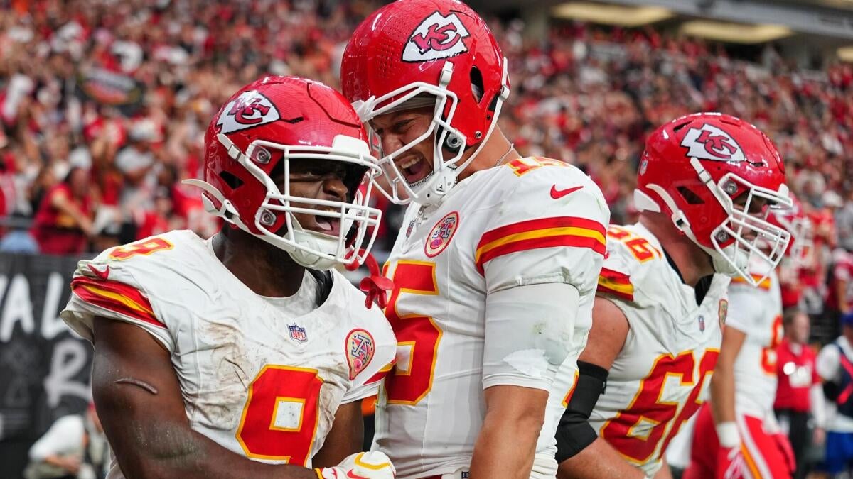 https://sportshub.cbsistatic.com/i/r/2026/10/06/602a88bf-aa14-406c-bc54-890439e6cae6/thumbnail/1200x675/c978bceeb4ff50837f539280708a3973/chiefsgrade.jpg