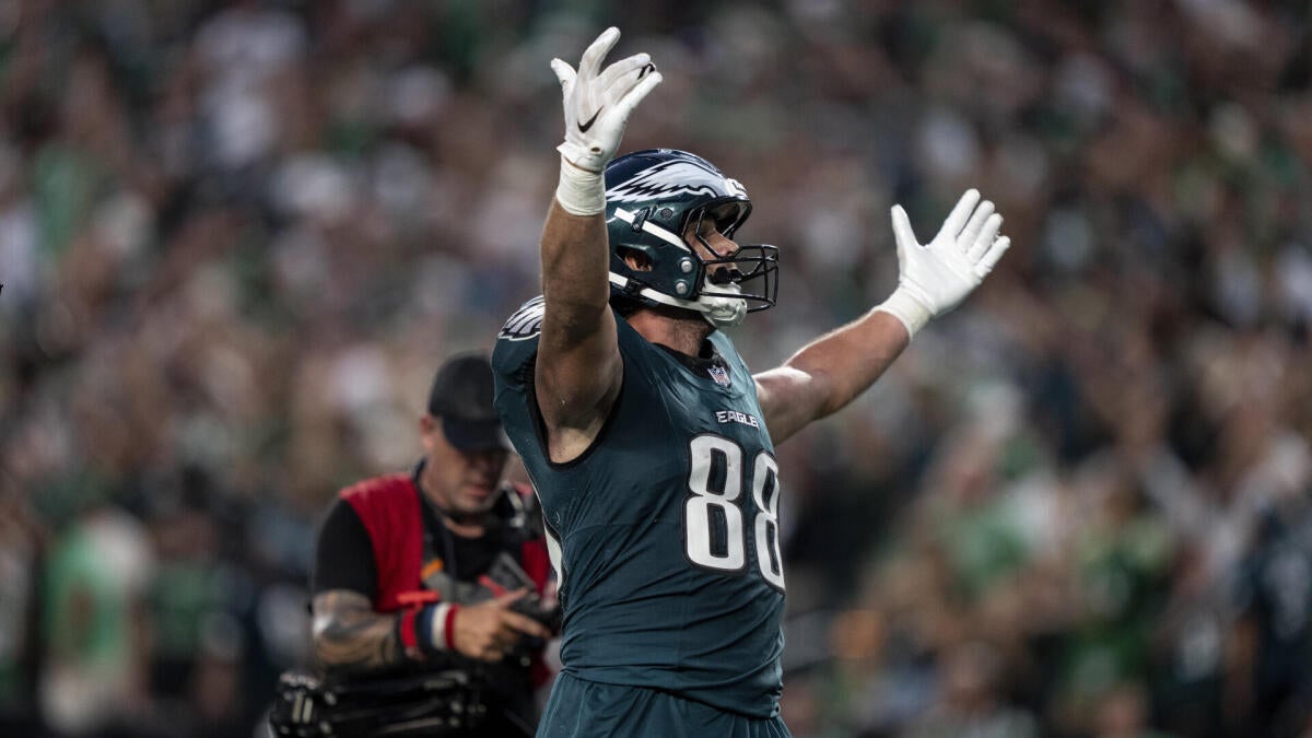 Eagles Consider Trading Players Ahead of NFL Deadline