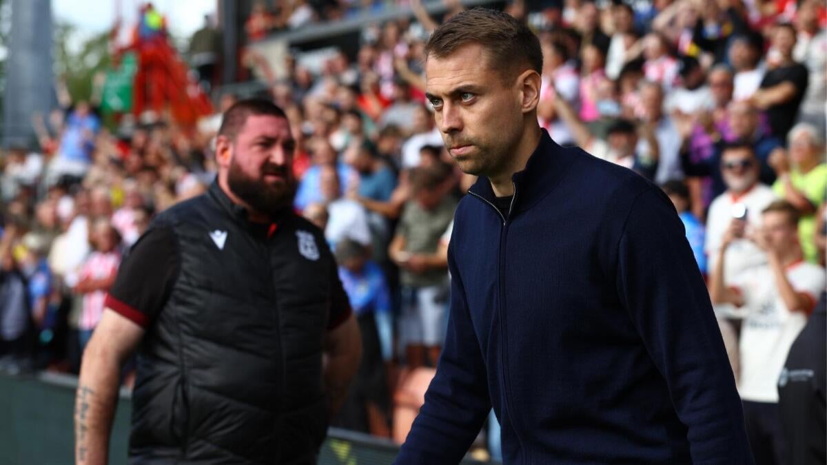 https://sportshub.cbsistatic.com/i/r/2026/10/07/a57f74f4-f9c2-4be9-9c70-48b1e5eed8e5/thumbnail/1200x675/bf08afd09dd1aaeedf712284fab842f9/southampton.jpg