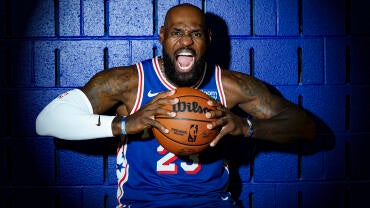 lebron-james-sixers-g.jpg