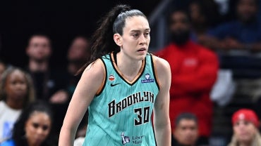 breanna-stewart-liberty-game-2-loss-officials.png