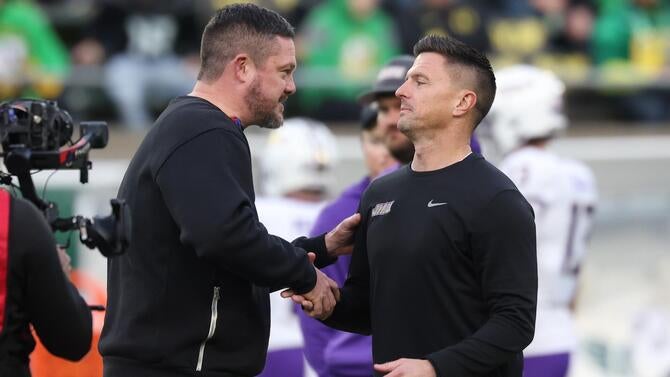 2025 College Football Playoff First Round Game - James Madison v Oregon