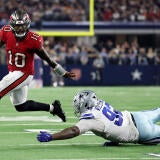 Tampa Bay Buccaneers v Dallas Cowboys