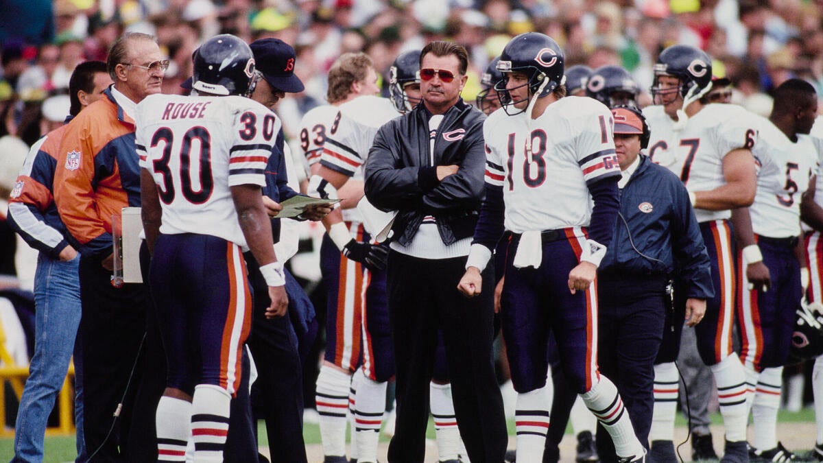 Bears to Honor Mike Ditka with Special Helmet Decal Against Packers