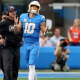jim-harbaugh-justin-herbert.jpg