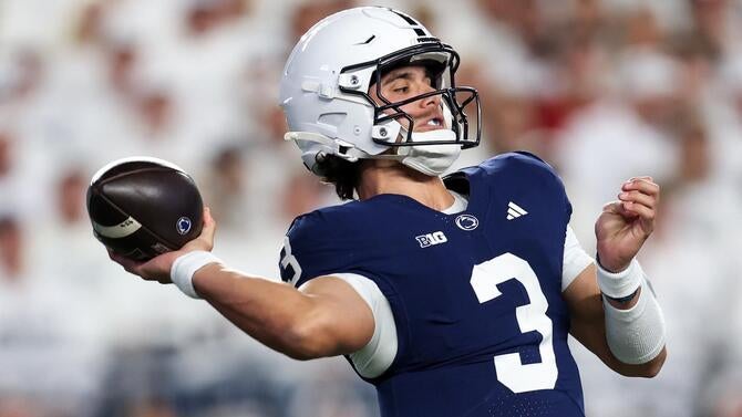 NCAA Football: Southern California at Penn State