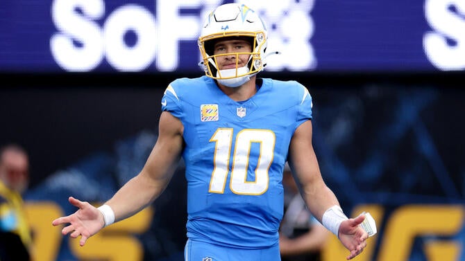 Chargers Broncos NFL Sofi