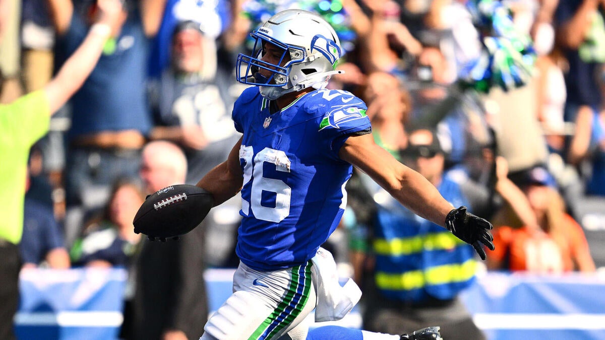 Seahawks and Broncos to Face Off in Unique Color Uniform Matchup