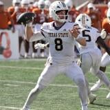Kennesaw State wide receiver Zion Booker (4) carries the ball during a college football game against Tennessee on Sept. 19,