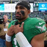 jalen-hurts-eagles-g.jpg