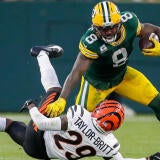 josh-jacobs-imagn.jpg