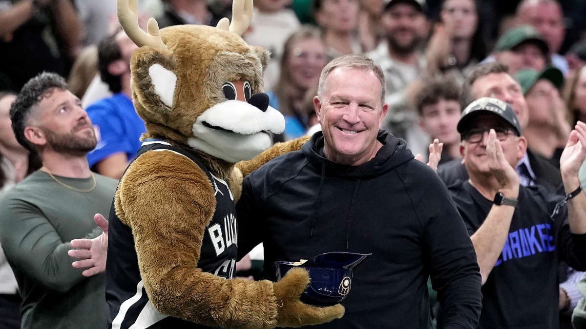 Milwaukee Bucks Reschedule Home Opener to Accommodate World Series