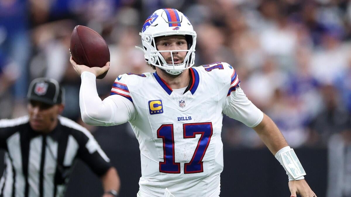 Josh Allen Delivers Stunning Touchdown Pass Against Raiders