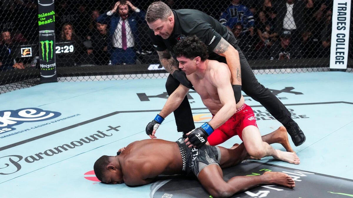 Jasudavicius outgrinds Blanchfield in Edmonton, eyes flyweight title shot