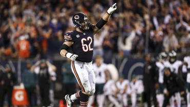 joe-thuney-bears.jpg