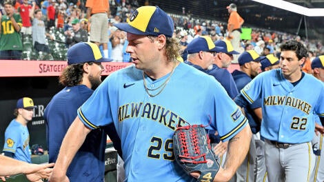 getty-trevor-megill-brewers.jpg