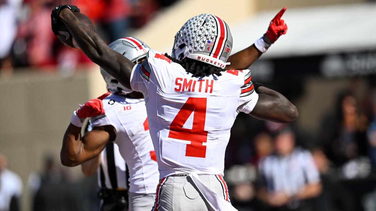 Big Ten Power Rankings, Week 8: Ohio State new No. 1 as QB issues linger in Columbus, elsewhere
