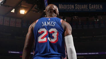 Philadelphia 76ers v New York Knicks