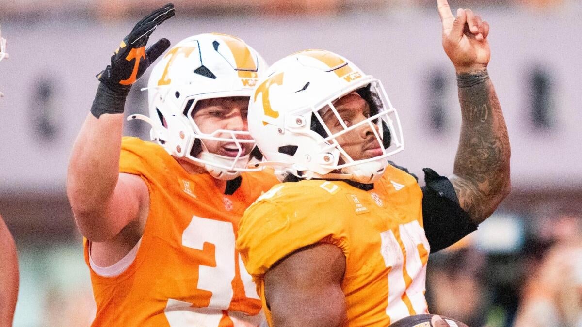 Week 8 College Football Predictions Favor Tennessee and Utah