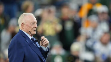 Dallas Cowboys v Green Bay Packers