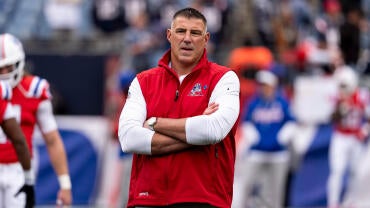 mike-vrabel-patriots.jpg