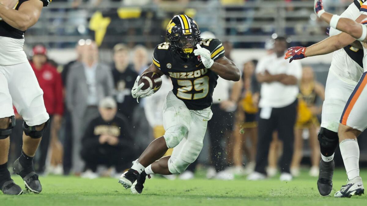 Missouri RB Ahmad Hardy returning to practice amid recovery from gunshot wound, photo 2 of 2
