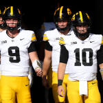 2026-10-24t175513z-478405985-mt1usatoday30173456-rtrmadp-3-ncaa-football-iowa-at-minnesota.jpg