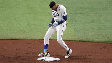 World Series: Milwaukee Brewers v Tampa Bay Rays - Game Four
