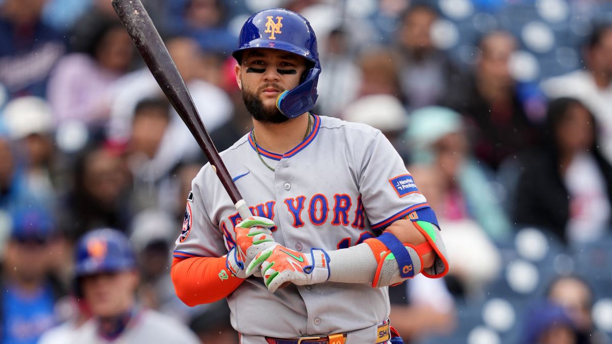 MLB Offseason Rumors: Bo Bichette Picks Up Option, Trade Talks Heat Up