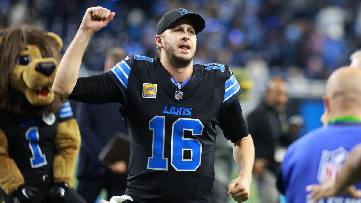 NFL Week 8 bold predictions: Jared Goff tears up Vikings D and Justin Herbert plays a clean game?, photo 2 of 2
