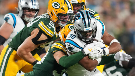 Carolina Panthers v Green Bay Packers